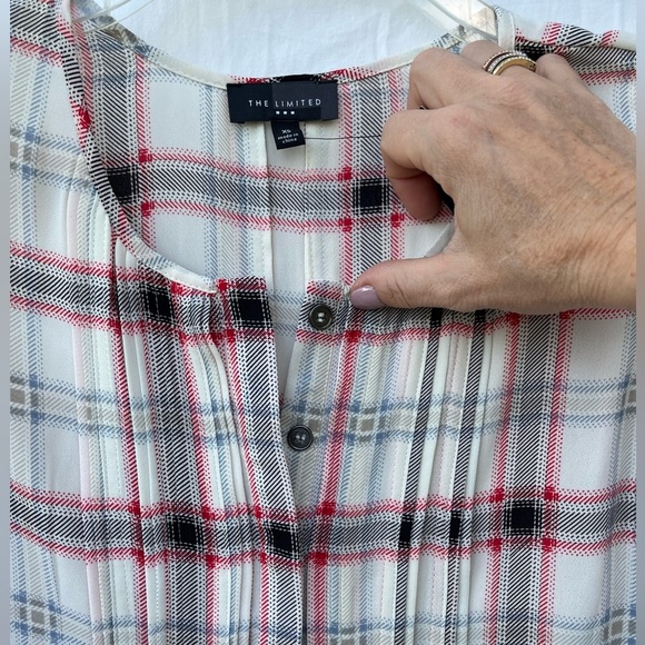 The Limited top - NWT - Picture 4 of 5